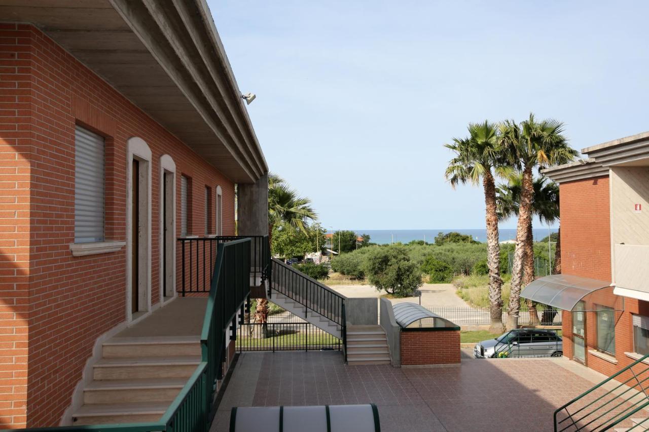Residence Villaggio Del Sole Térmoli Exterior foto