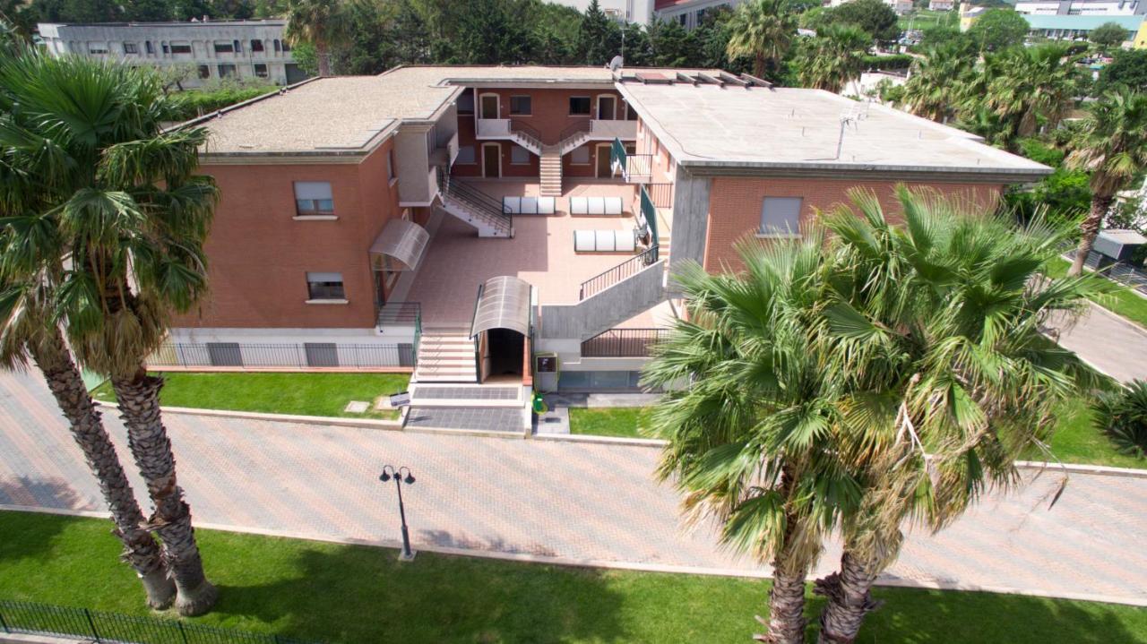 Residence Villaggio Del Sole Térmoli Exterior foto